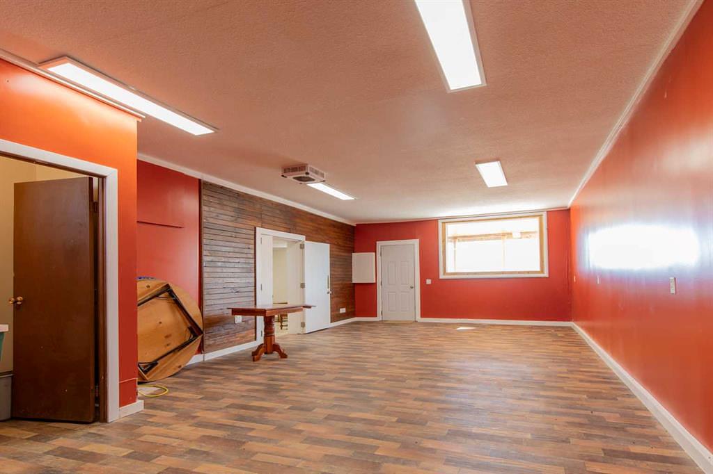 60 Main Avenue Northwest, Glenwood, AB