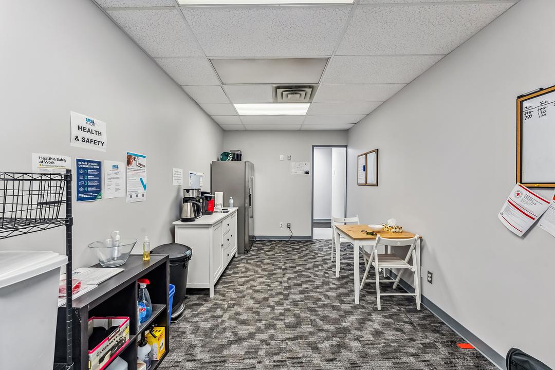308 Legget Drive, Ottawa, ON
