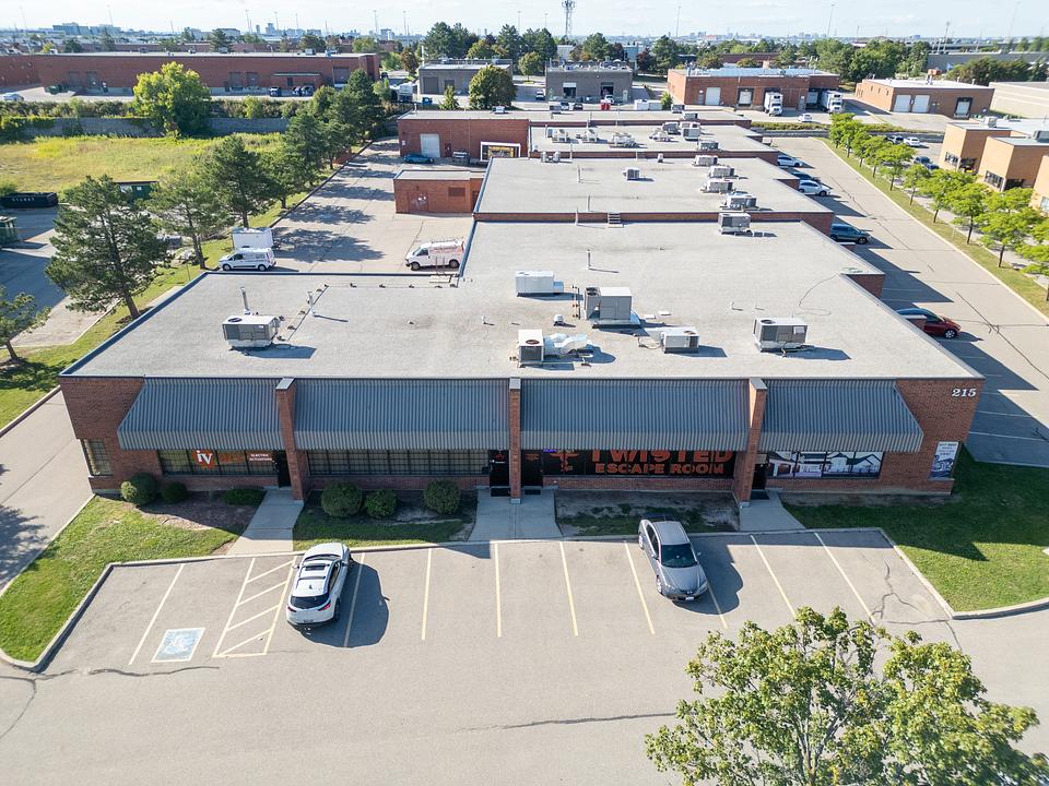 18 - 215 Traders Boulevard East, Mississauga, ON
