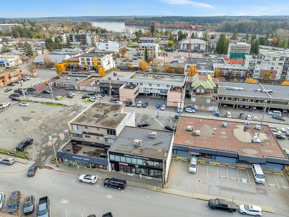 22338 Selkirk Avenue, Maple Ridge, BC