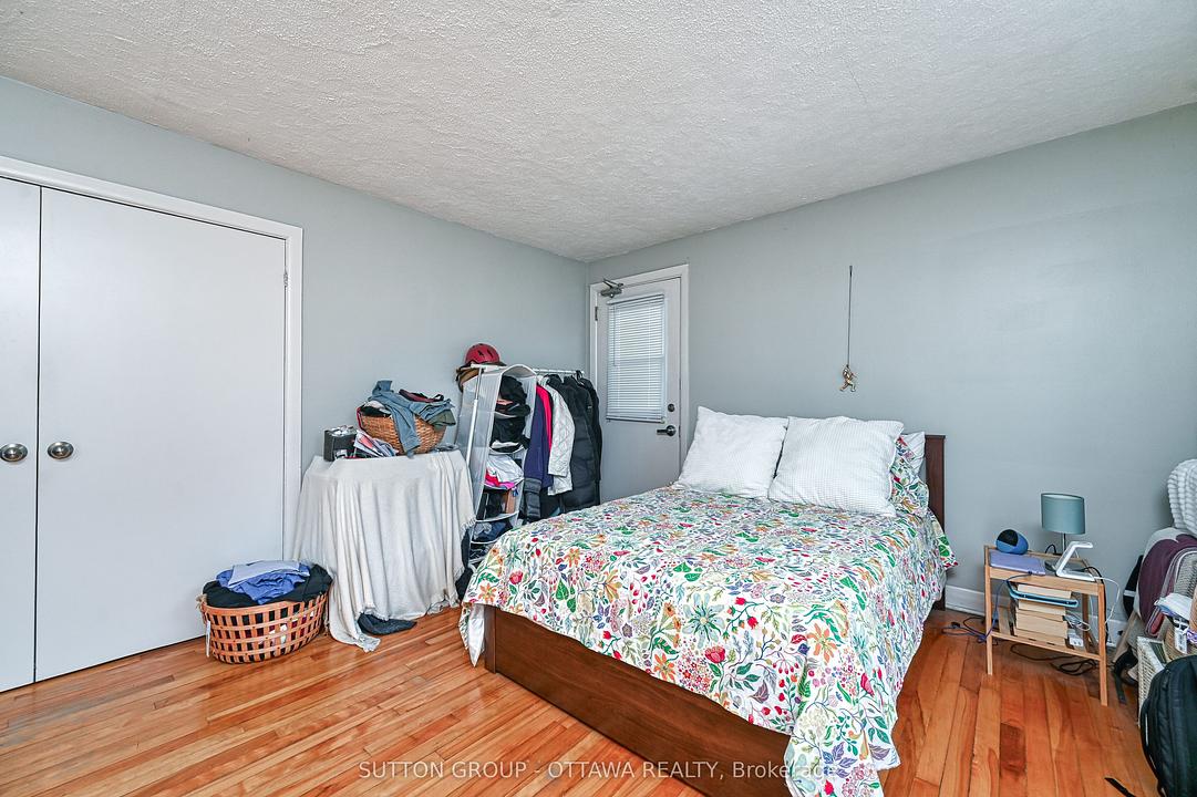 156 Dagmar Avenue, Ottawa, ON
