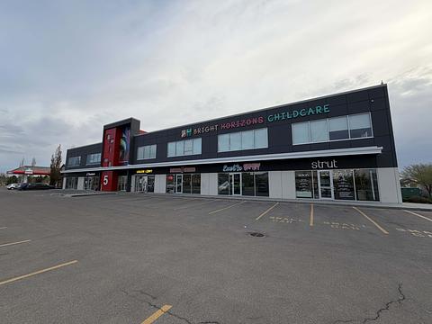 5 Spruce Village Way, Spruce Grove, AB