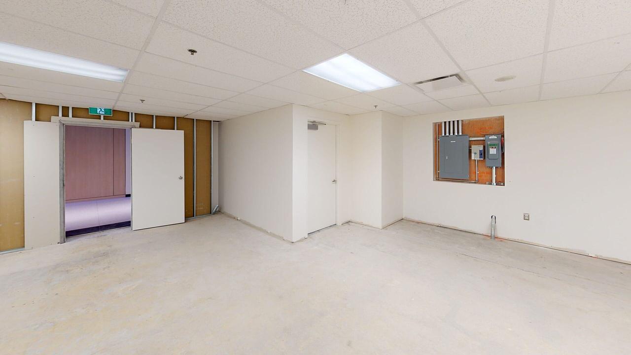 106 - 320 Queen Street, Ottawa, ON