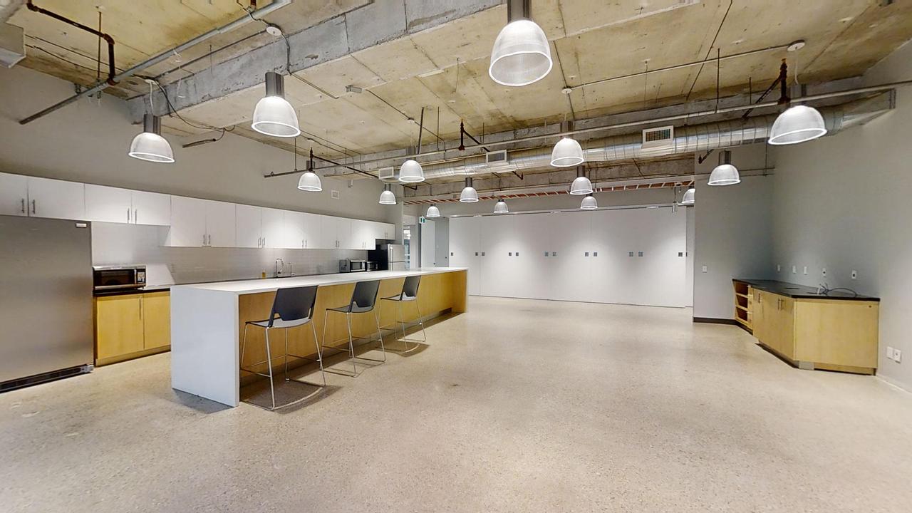 200 - 901 King Street West, Toronto, ON