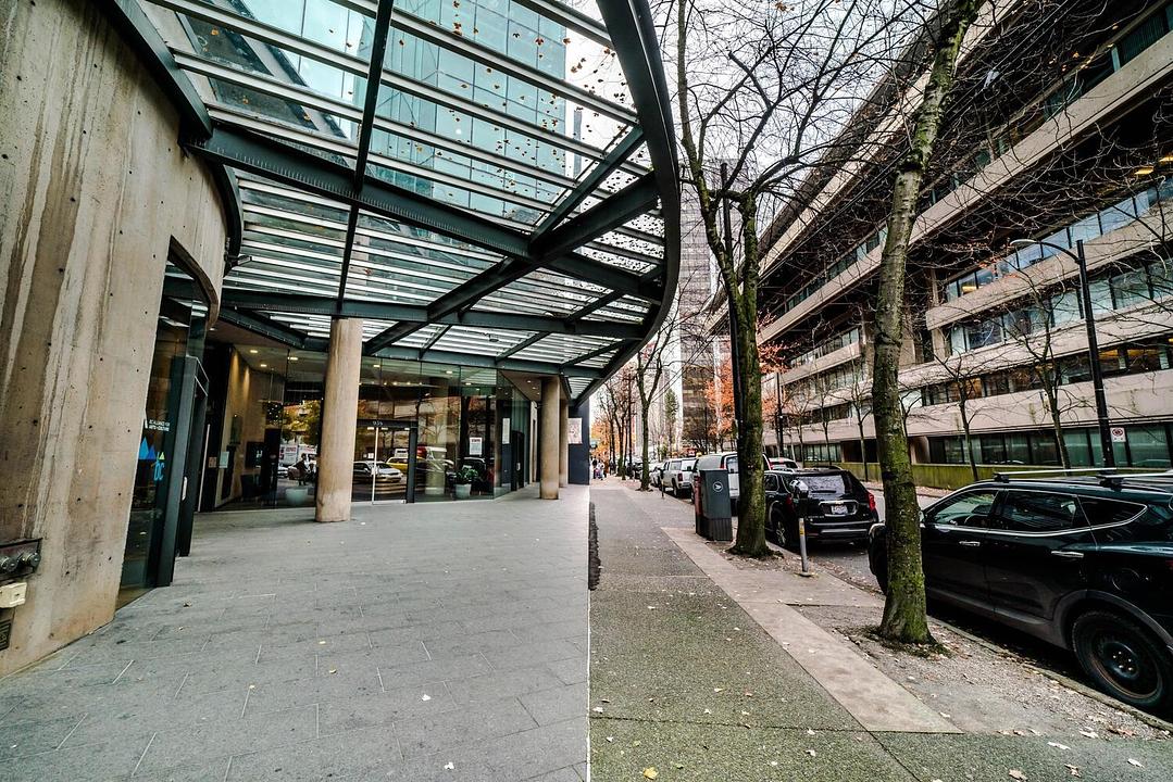 707 - 938 Howe Street, Vancouver, BC