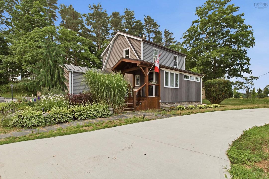 1207 Belcher Street, Port Williams, NS