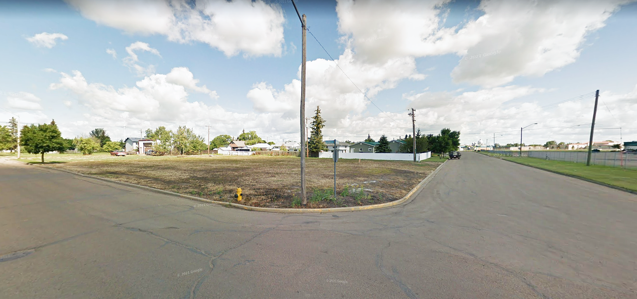 4914 47 Avenue, Lamont, AB