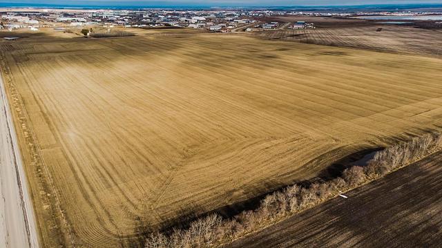 9300 69 Avenue, Clairmont, AB