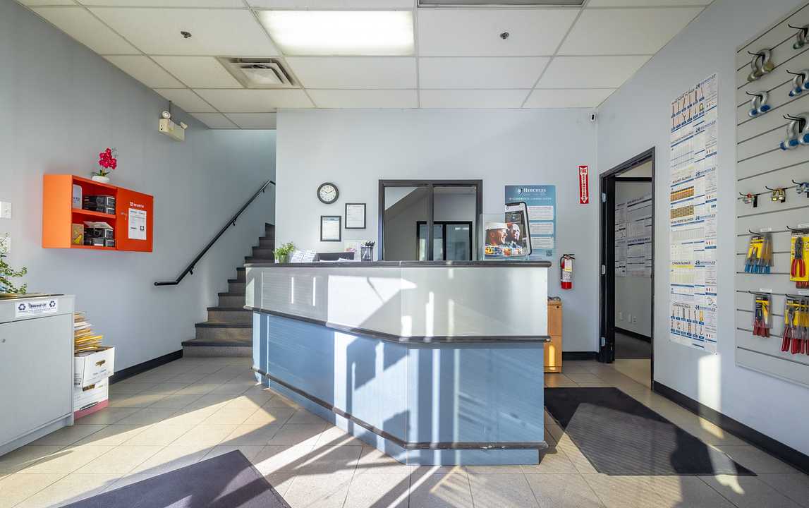 Bldg - 10167 199B Street, Langley Township, BC