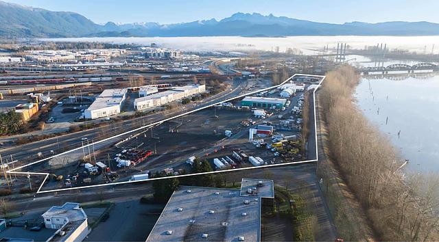 1156 Kingsway Avenue, Port Coquitlam, BC