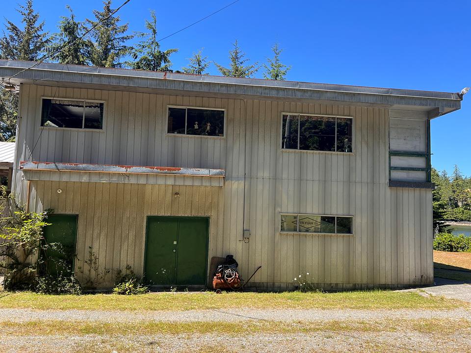 983 Peninsula Road, Ucluelet, BC
