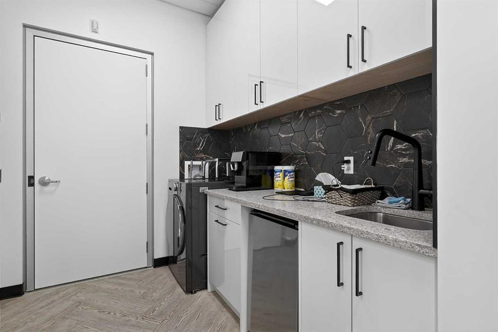 150 - 11808 24 Street Southwest, Calgary, AB