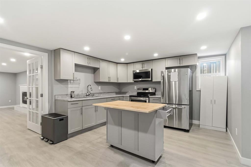 98 Hill Drive, Fort McMurray, AB