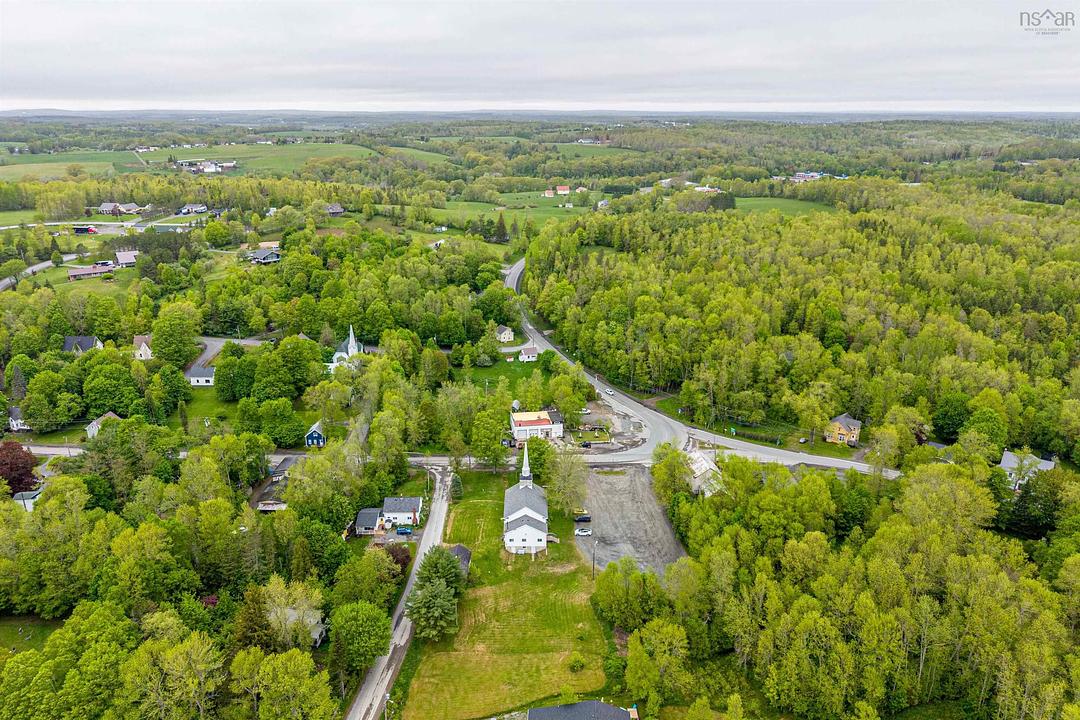 7800 Highway 14, Newport, NS