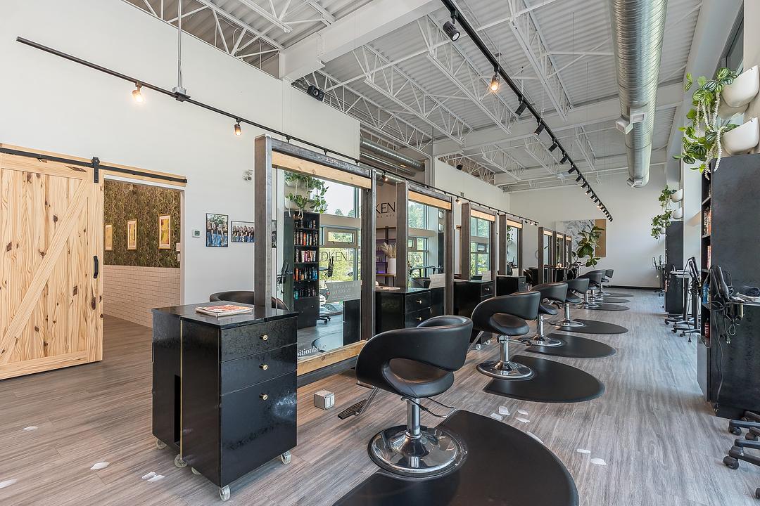210 - 34077 Gladys Ave, Abbotsford, BC