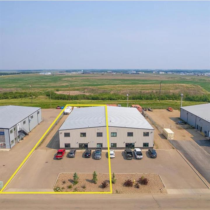 7156 56 Street, Lloydminster, AB