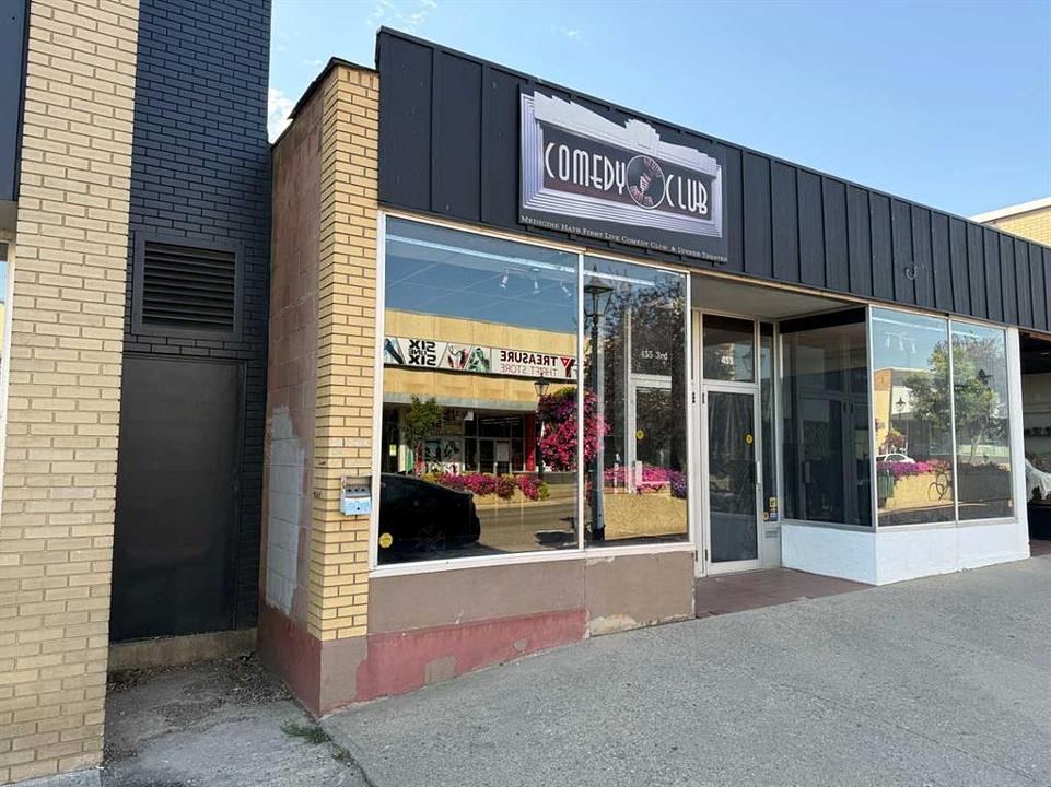 455 3rd Street Southeast, Medicine Hat, AB