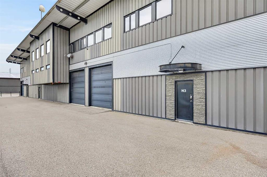 H3 - 624 Hurricane Drive, Calgary, AB