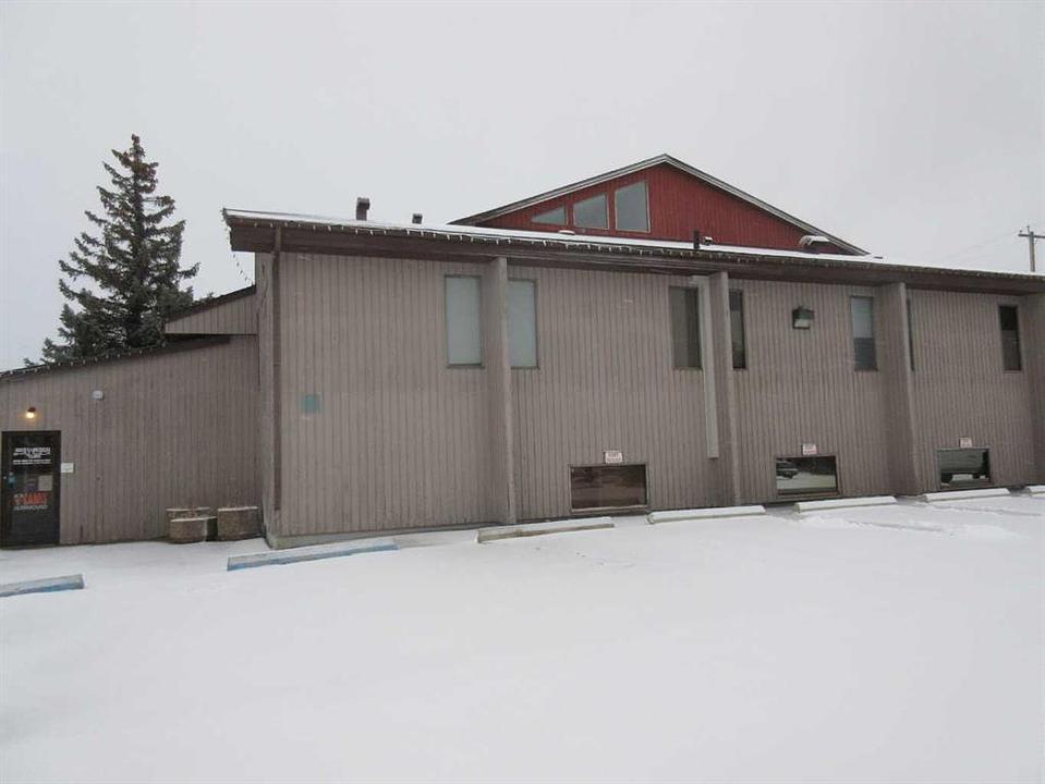 5127 49 Street, Rocky Mountain House, AB