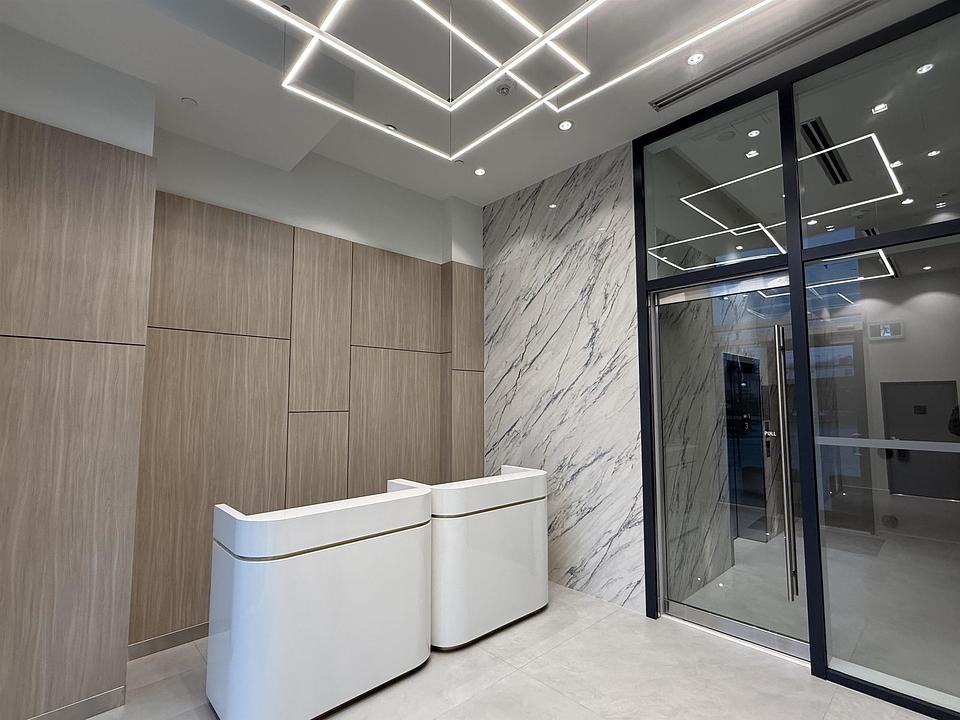 8437 Granville Street, Vancouver, BC