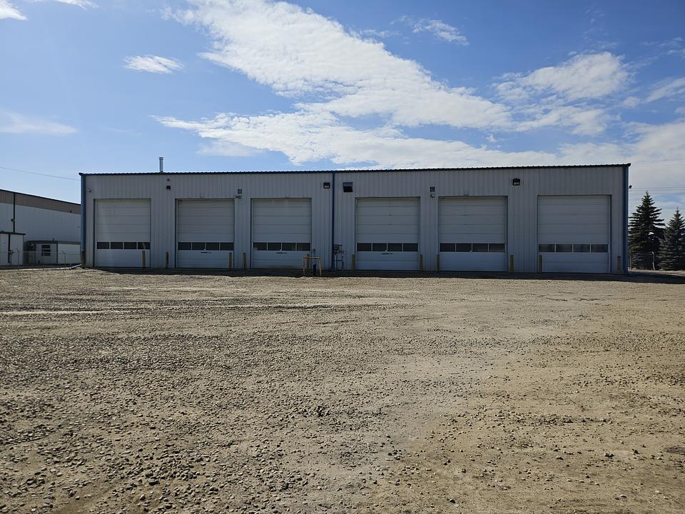 1 - 27123 - 9, Hwy 597, Lacombe County, AB