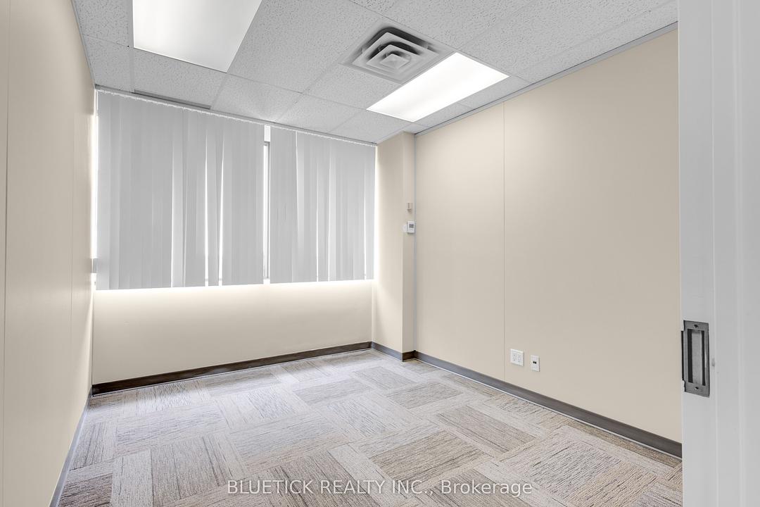 310 - 710 Dorval Drive, Oakville, ON