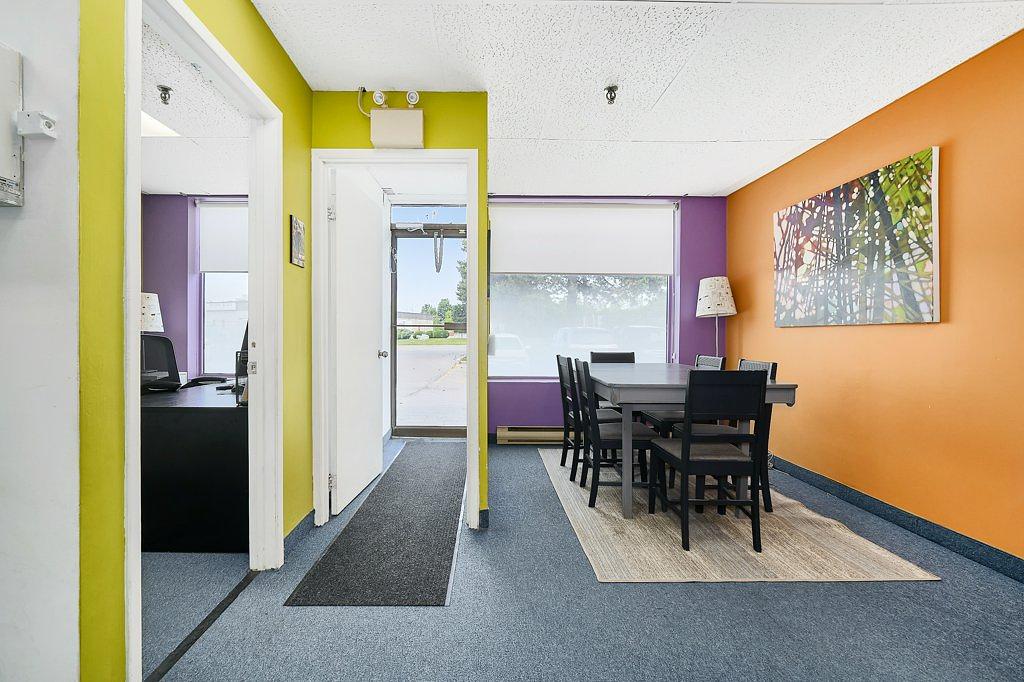 1 - 676 Monarch Avenue, Ajax, ON