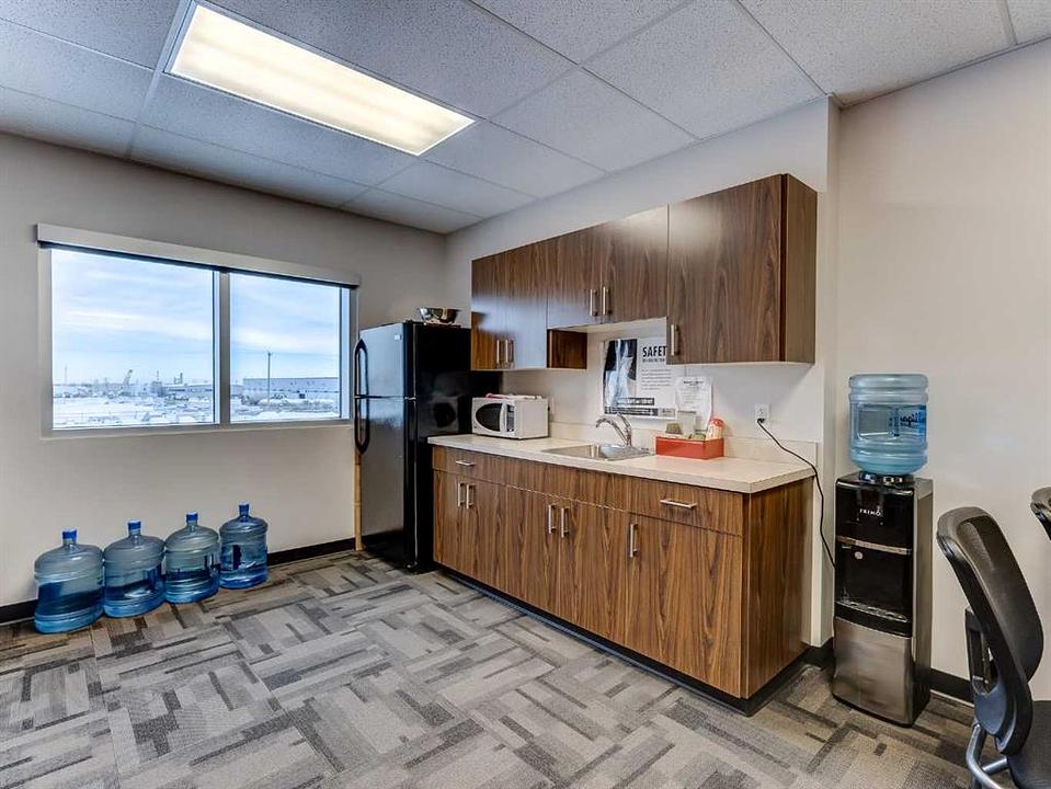 2nd Floor - 5531 70 Avenue, Lloydminster, AB