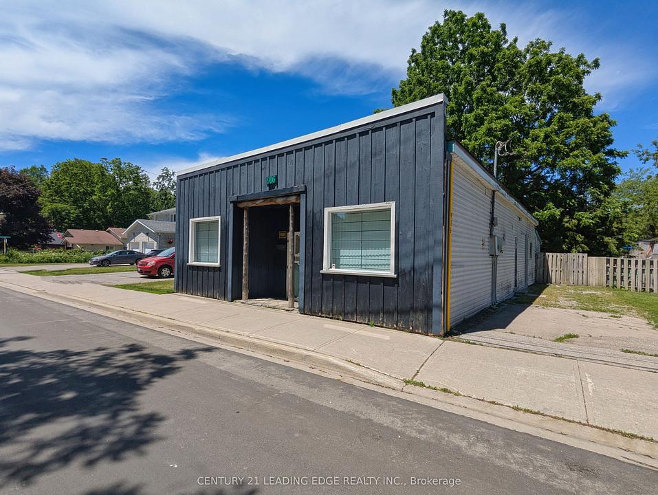 916 Lake Drive East, Georgina, ON