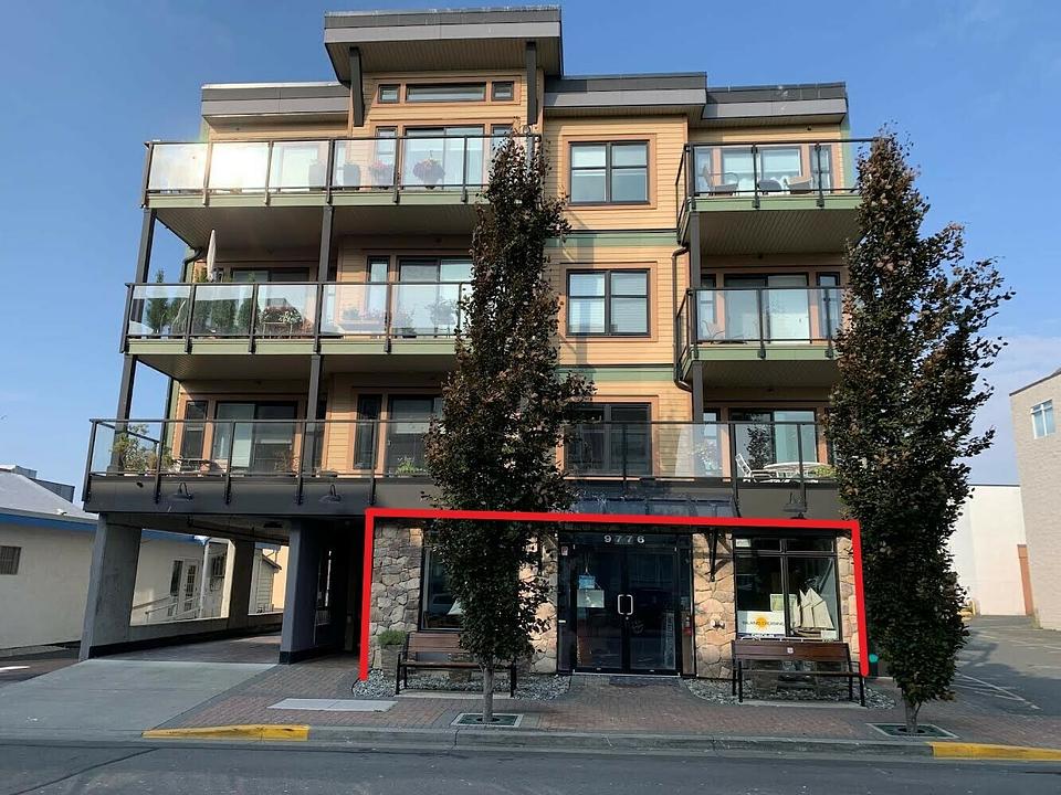 9776 Fourth Street, Sidney, BC