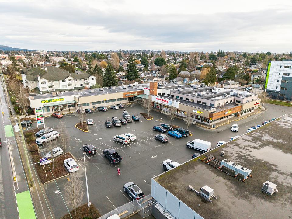 2929 Tillicum Road, Victoria, BC
