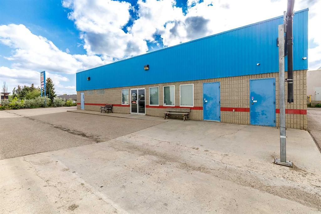 6104 67A Street, Red Deer, AB