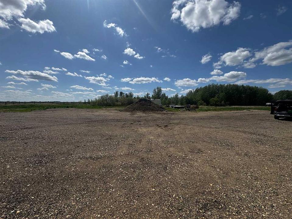 4603 49 Avenue, Dewberry, AB