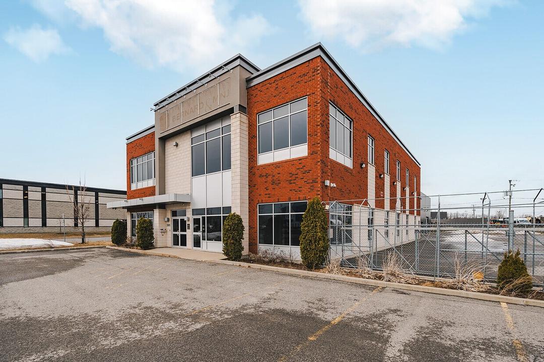 5000 - 5000 Rue Bernard-Lefebvre, Laval, QC