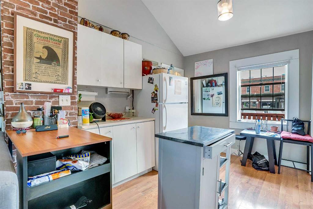 434 Meredith Road Northeast, Calgary, AB