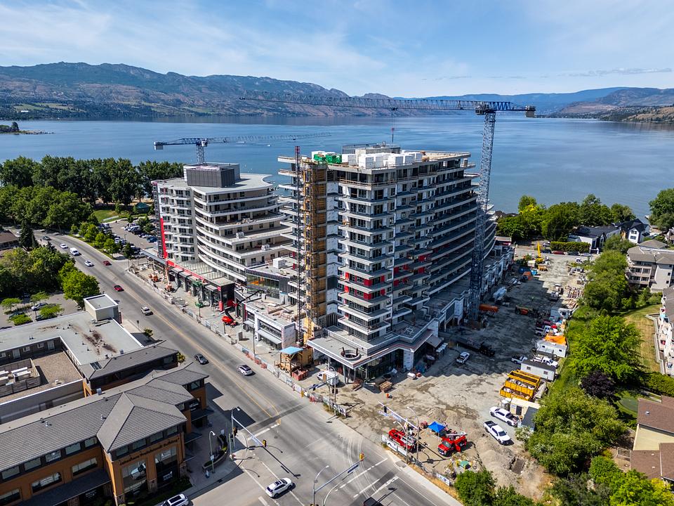 CRU 2 - 3300 Lakeshore Road, Kelowna, BC