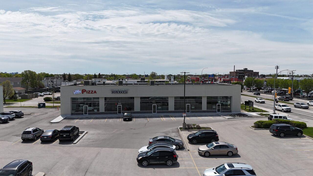 2501 McPhillips Street, Winnipeg, MB