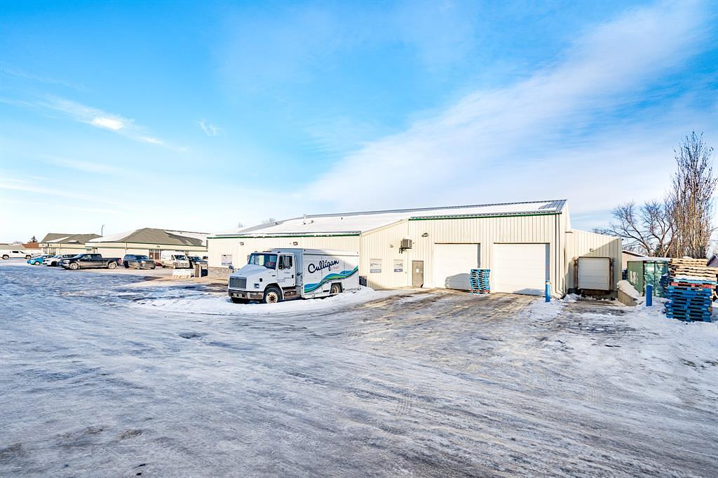 2711 50 Avenue, Lloydminster, SK