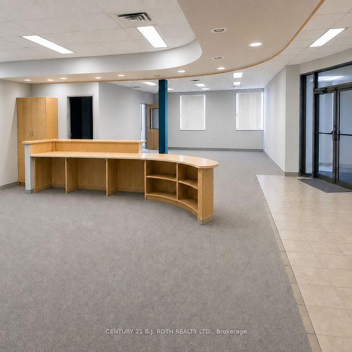 101 - 34 Simcoe Street, Barrie, ON