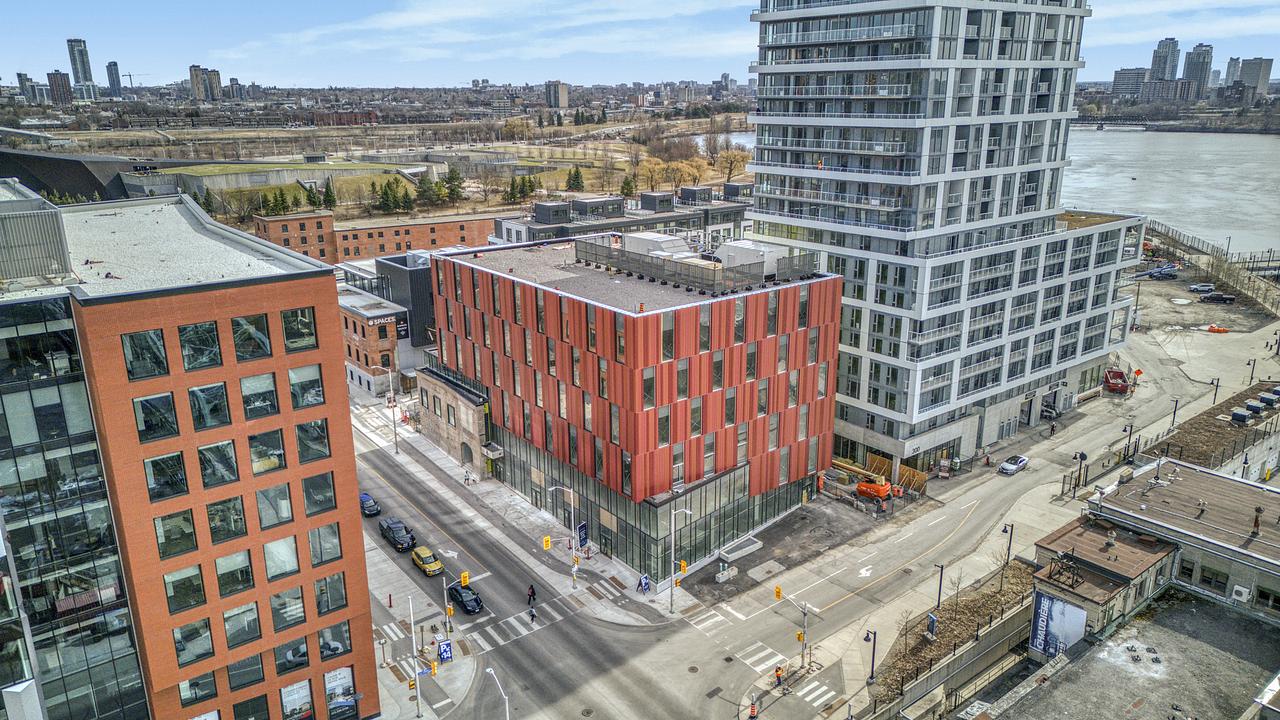 Suite 102 - 6 Booth Street, Ottawa, ON