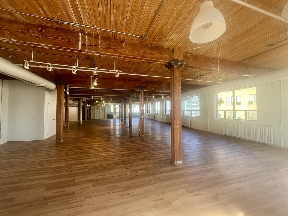 600 - 116 Spadina Avenue, Toronto, ON
