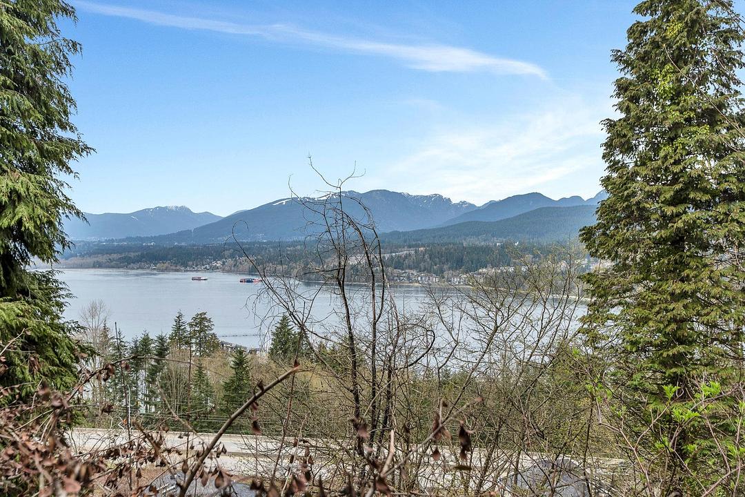 7235 - 7356 Bayview Drive, Burnaby, BC