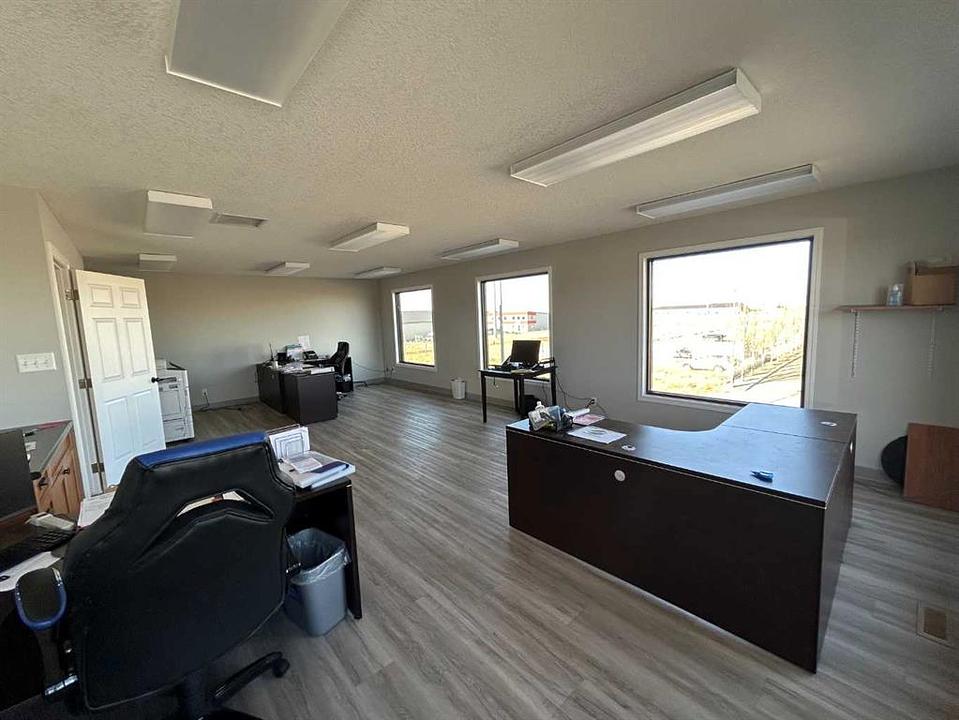 3174 34 Street North, Lethbridge, AB