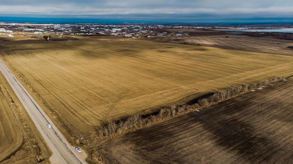 9300 69 Avenue, Clairmont, AB