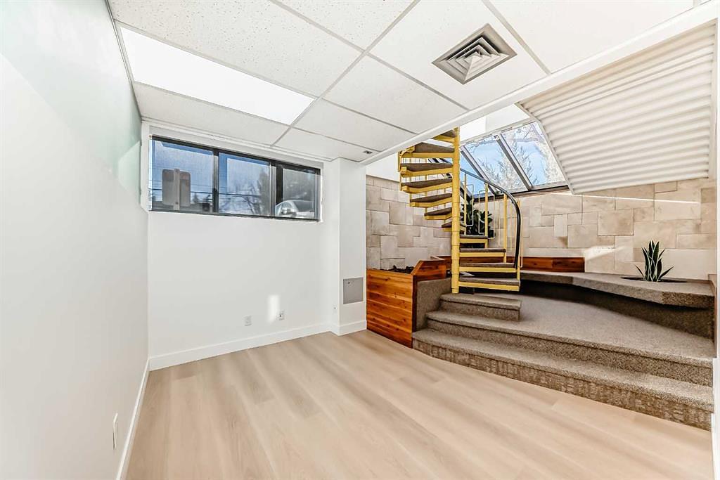 Lower - 2139 4 Avenue Northwest, Calgary, AB