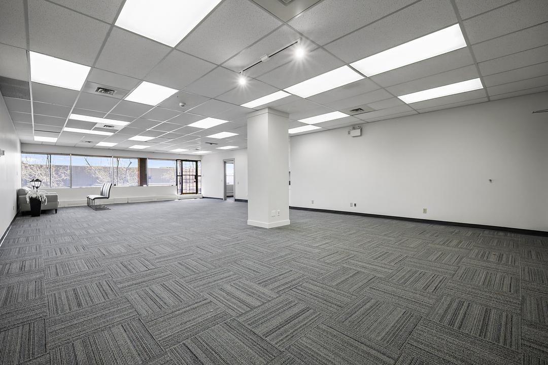 220 - 3016 19 Street Northeast, Calgary, AB