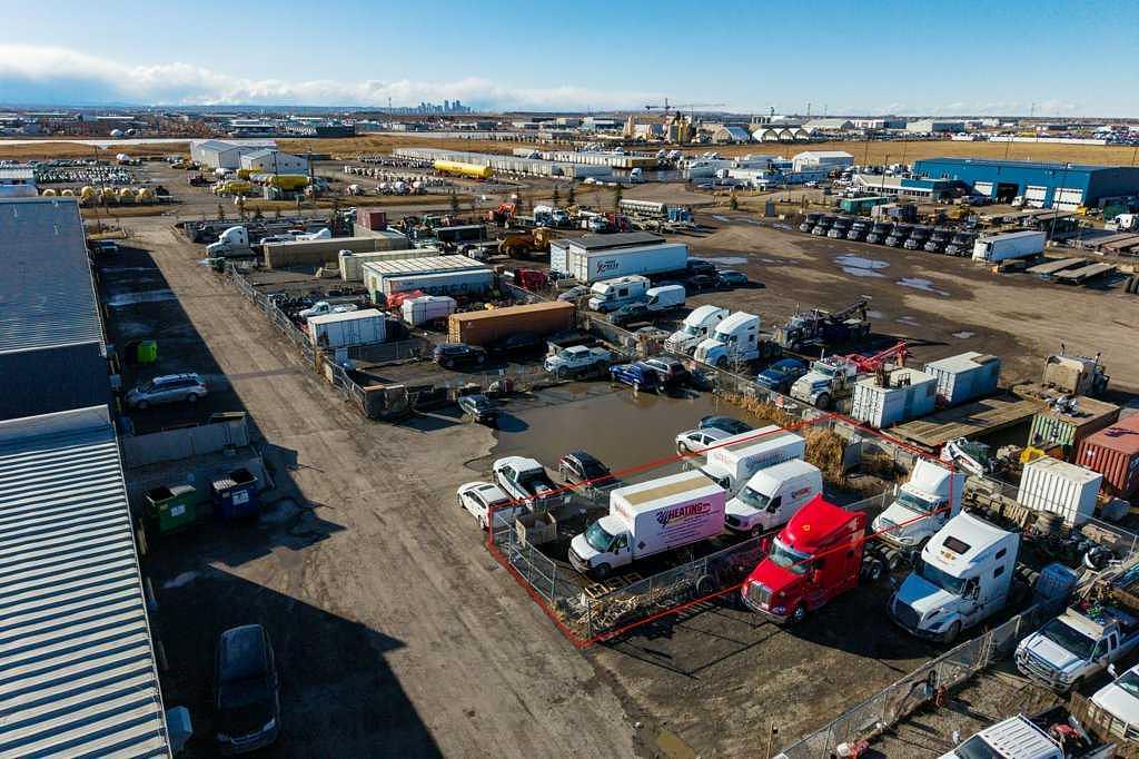 14 - 10 Wrangler Place, Rocky View County, AB