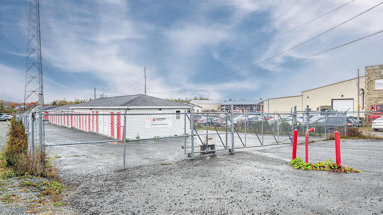 6 Mills Drive, Goodwood, NS