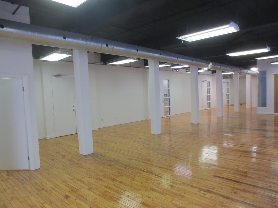 303 - 372 Richmond Street West, Toronto, ON