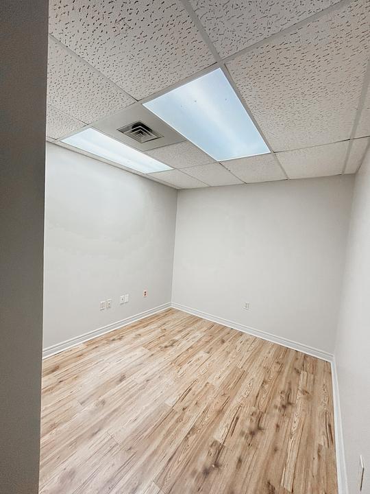 10 - 2109 London Line, Sarnia, ON